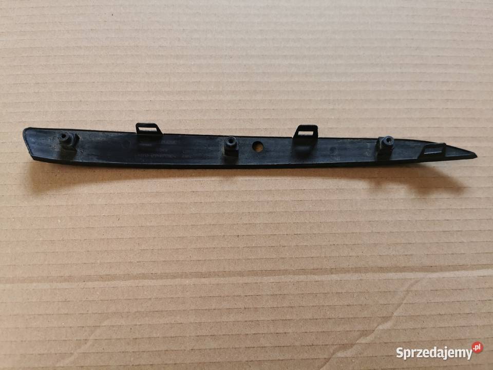 Kratka zderzaka przód prawa rh hyundai i40 lift listwy na zderzak