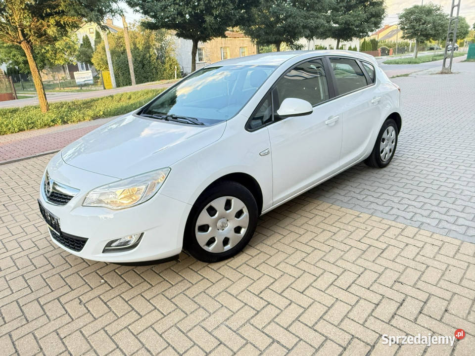 Opel Astra Opel Astra IV 14B 2011r Klimatyzacja Sokołów Podlaski