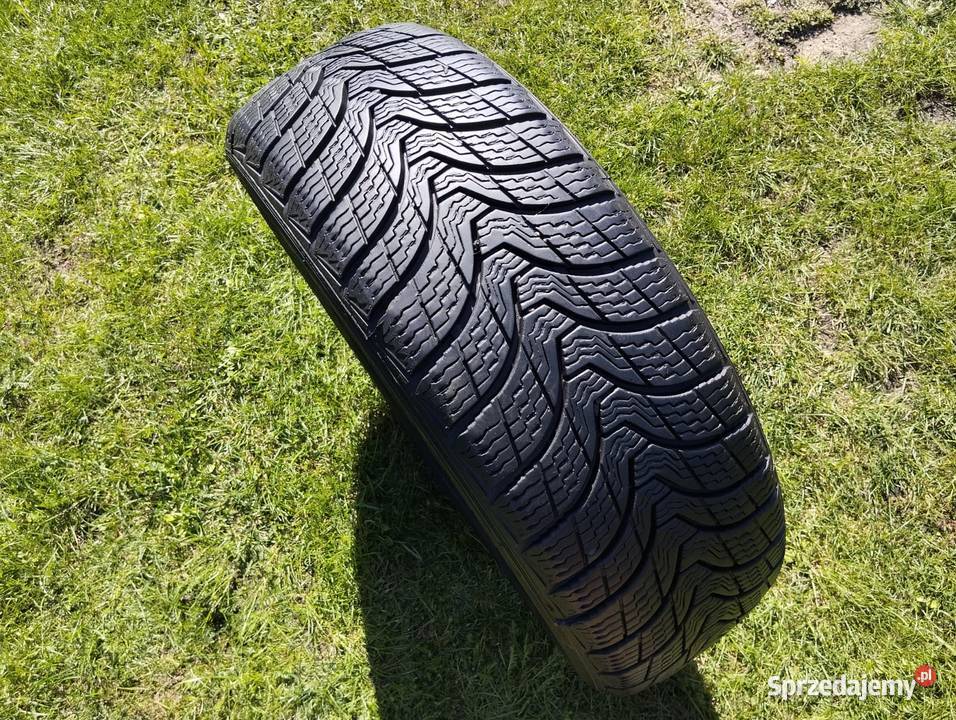 Opona Premiorri 20560R16 92T pojedyncza sztuka 205 Kamieniec