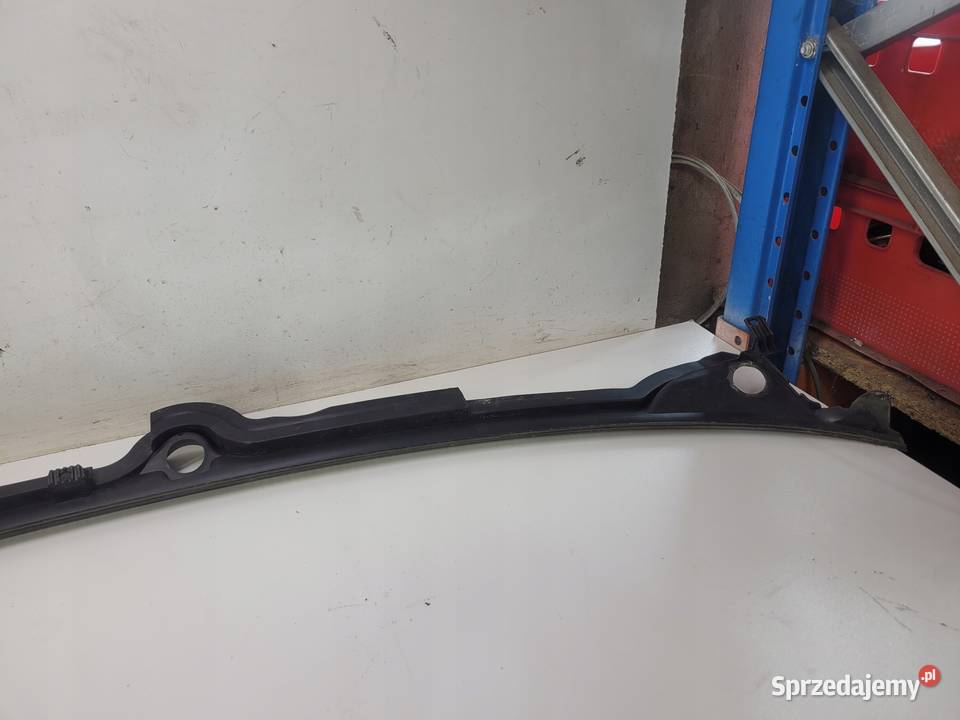 PODSZYBIE PLASTIKOWE AUDI A4 B6 B7 8H1819403 Przystajń