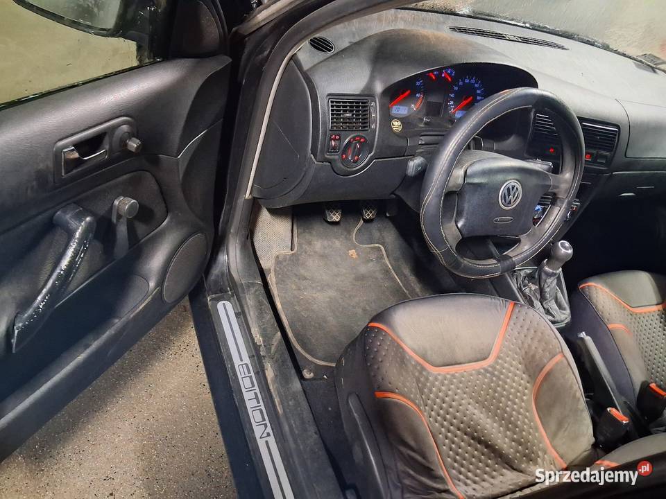 Vw Golf 4 14 16v benzyna 75KM Jasło