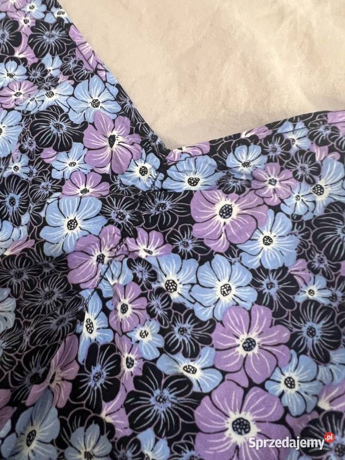 Sukienka na ramiączkach w kwiaty kwiatki Rozmiar 38(M) Jasło