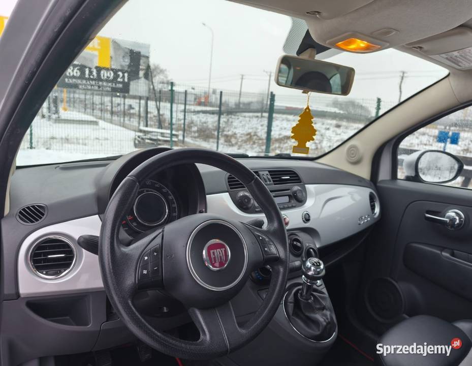 FIAT 500 BENZYNA 12 KLIMA ELEKTRYKA Rok produkcji 2011 Wrocław