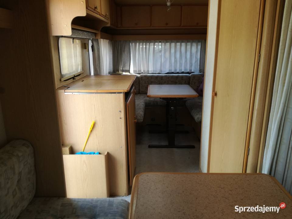 Przyczepa Kempingowa KNAUS SDWIND z 1990 roku