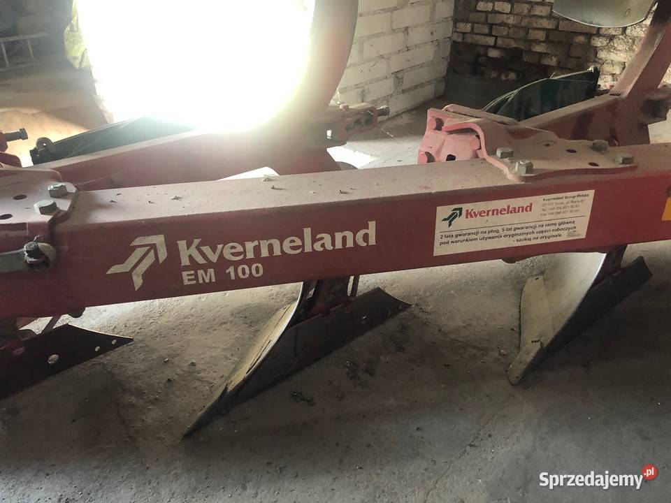 PŁUG Kverneland EM1004