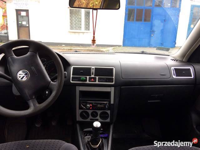 Volkswagen Golf 4 16 1999r 1600cm3 lubelskie Międzyrzec Podlaski