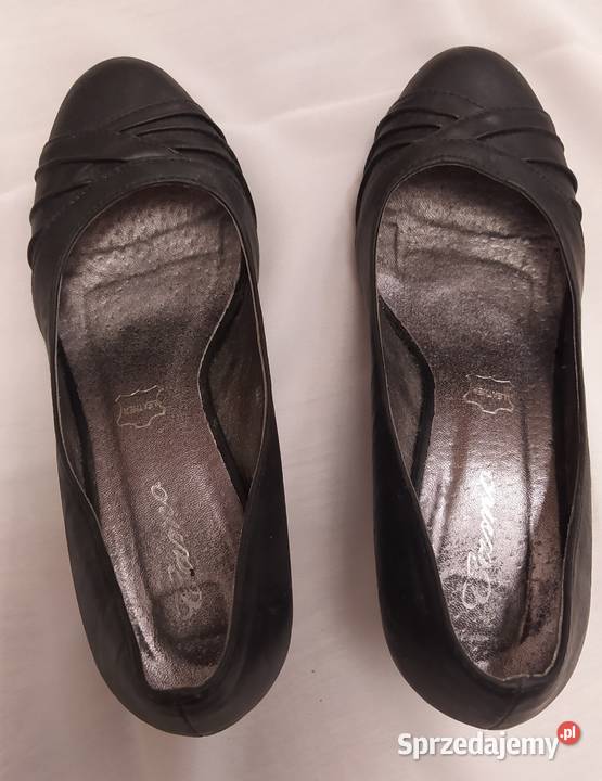 Półbuty damskie na obcasie rozmiar 38
