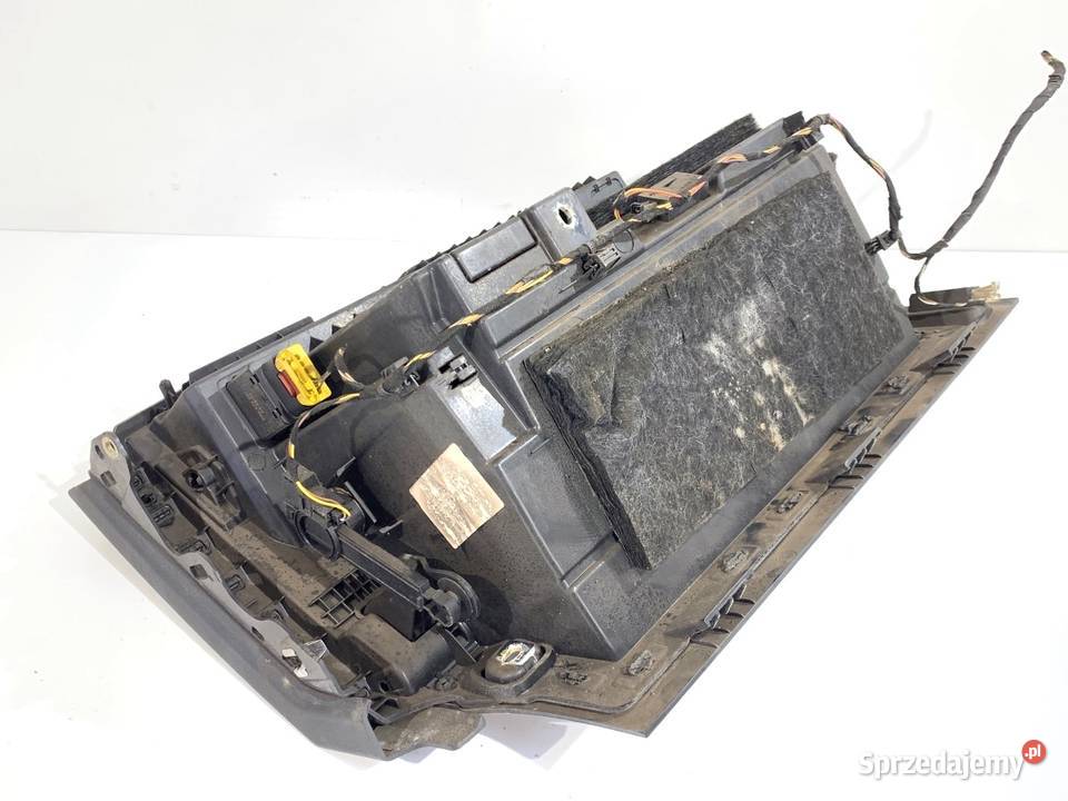 SCHOWEK PASAŻERA AUDI A6 C8 Kombi 4K1857035B