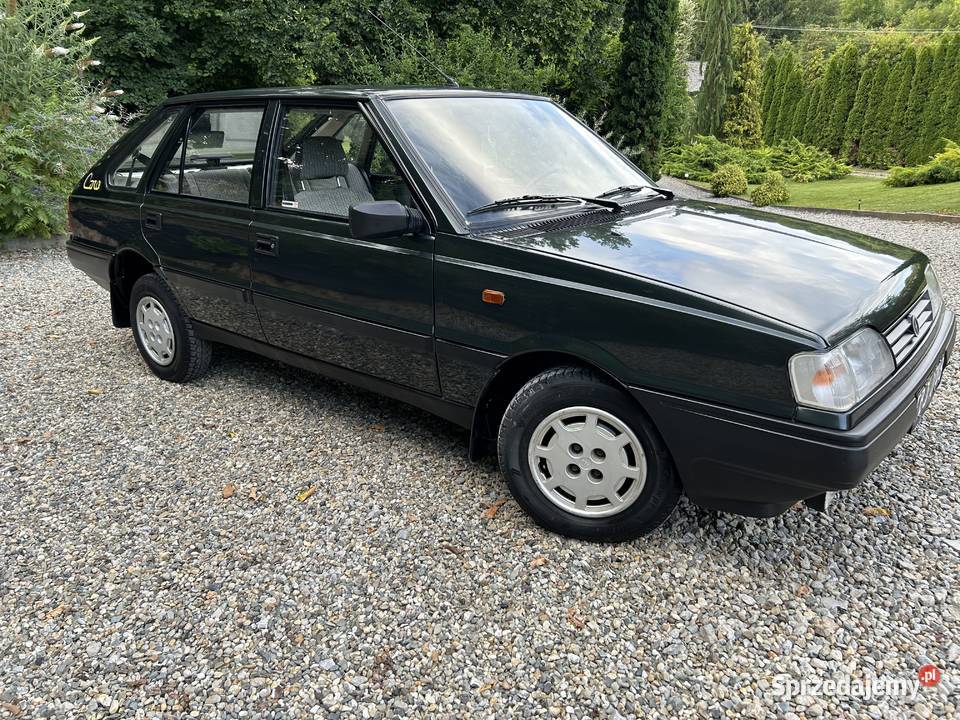 Sprzedam Poloneza Caro 1995 roku Caro świętokrzyskie Sandomierz sprzedam