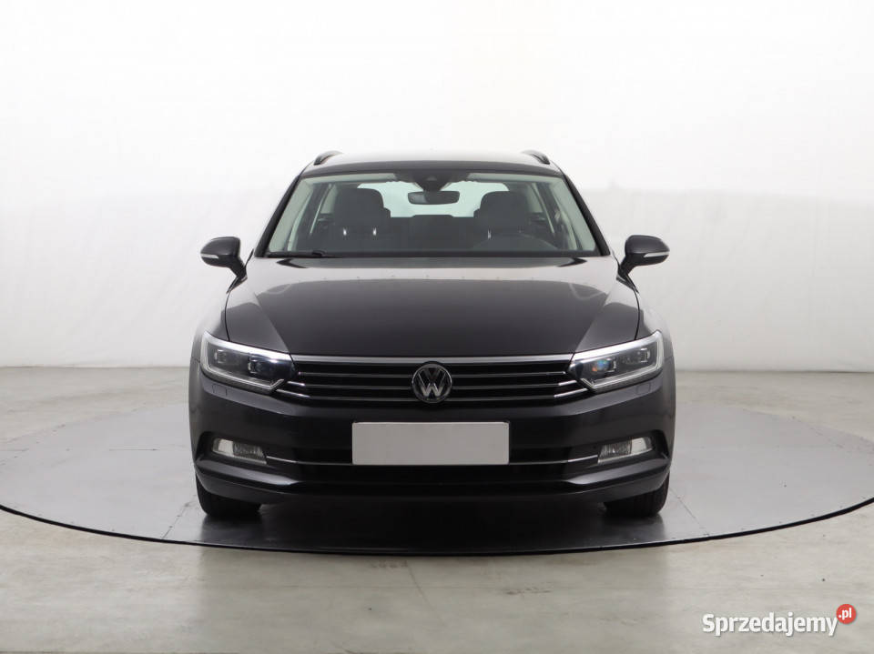 VW Passat 20 TDI szary Katowice