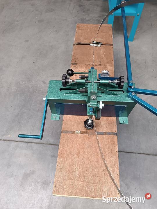 Rozwierak ręczny do pił taśmowy szrankownik do