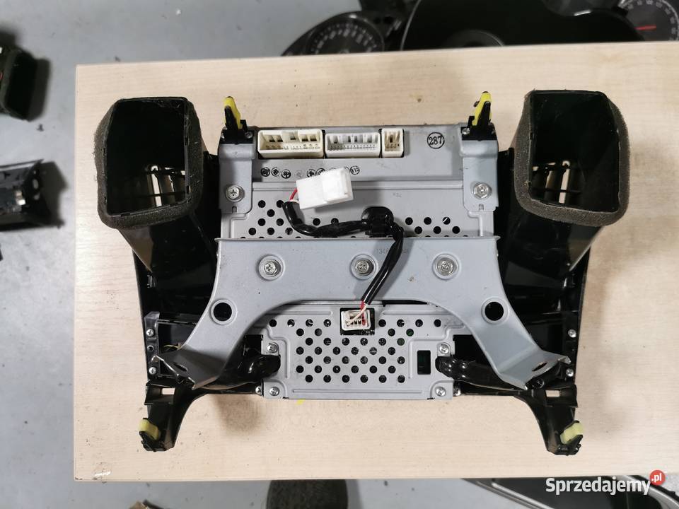 Radio czytnik nawigacja lexus rx400 8611048210 Międzychód