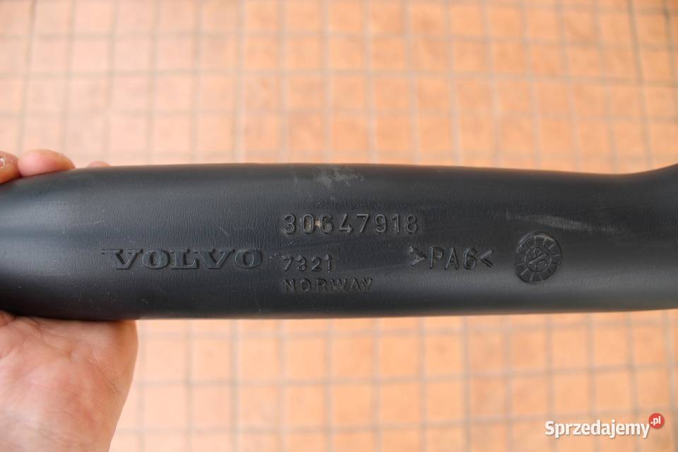 RURA DOLOT POWIETRZA VOLVO XC70 I 24 D5 30647918 Przewody powietrza