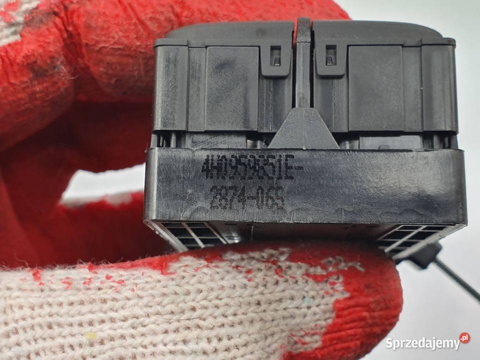 PRZYCISK AUDI A8 L D4 4H0959851E osobowe Lipno