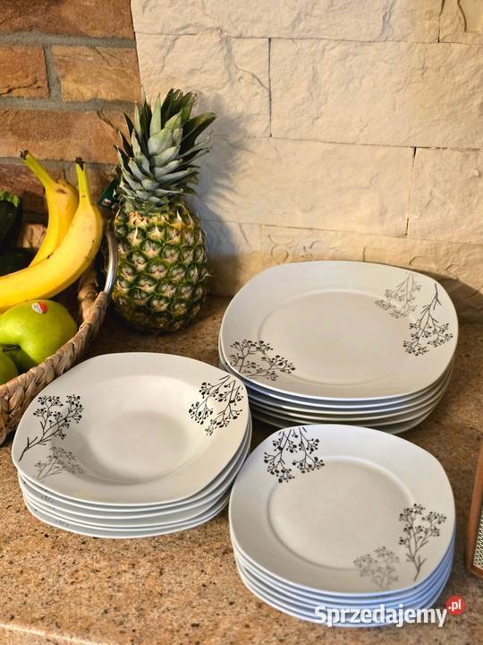 WYPRZEDAŻ MAGAZYNU 159 Zestaw 18 sztuk talerzy śląskie Zabrze