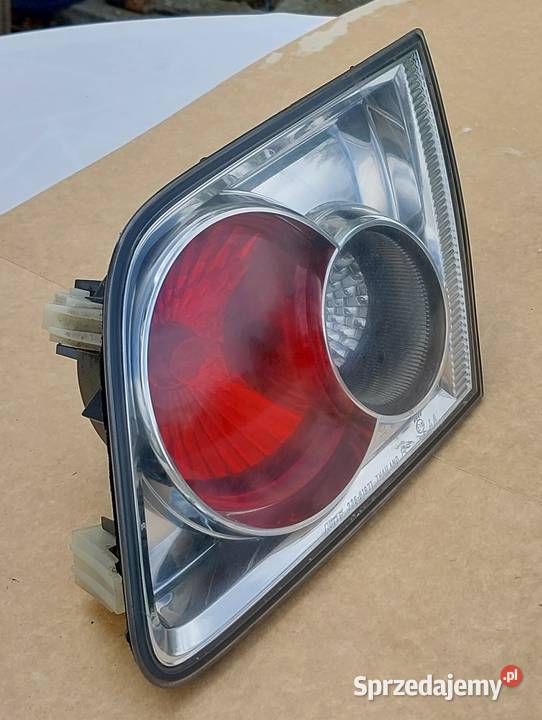 LAMPA W KLAPĘ PRAWA TYŁ TYLNA MAZDA 6 GG Części samochodowe Mielęcin