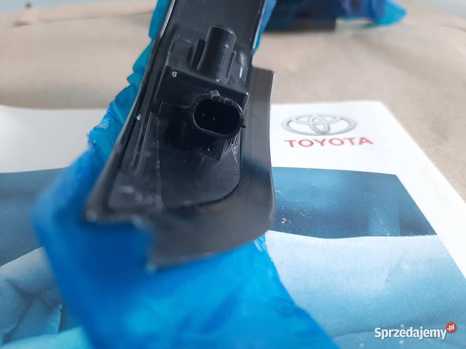Toyota Corolla Yaris Camry Prius kierunkowskaz wielkopolskie Swarzędz