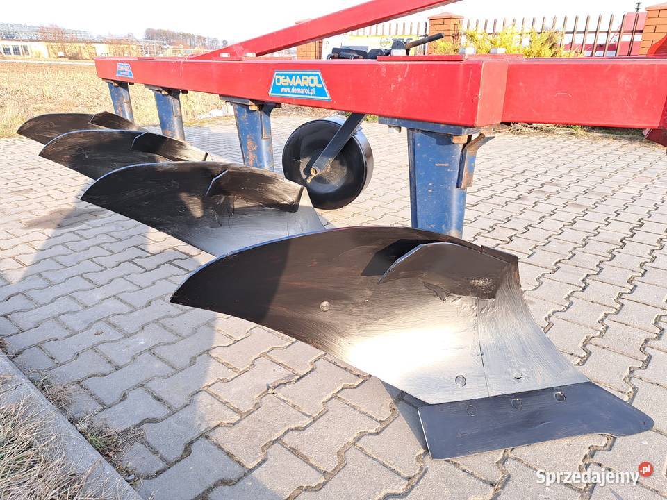 Pług zagonowy zawieszany 4x40 demarol Zielonki Proszowice