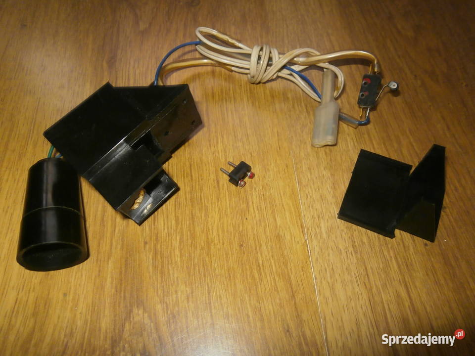 GRAMOFON UNITRA FONOMASTER WG 610F osłona