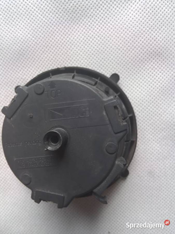 Silniczek lusterka prawy vw passat b6 ID4ID4 osobowe sprzedam
