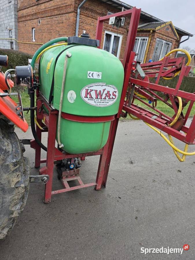 Opryskiwacz zawieszany 400L ramiona 12m Sandomierz