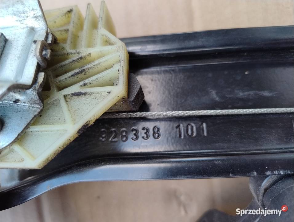 Silniczek mechanizm podnoszenia szyby Mercedes B osobowe Mętno sprzedam