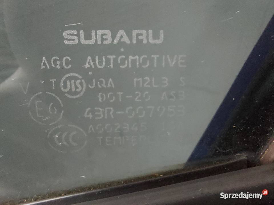 Subaru WRX STI 2015r drzwi lewe tył tylne osobowe