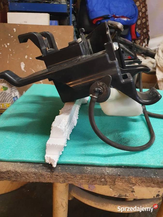 Honda shadow 125 obudowa akumulatora zbiornik Wałbrzych