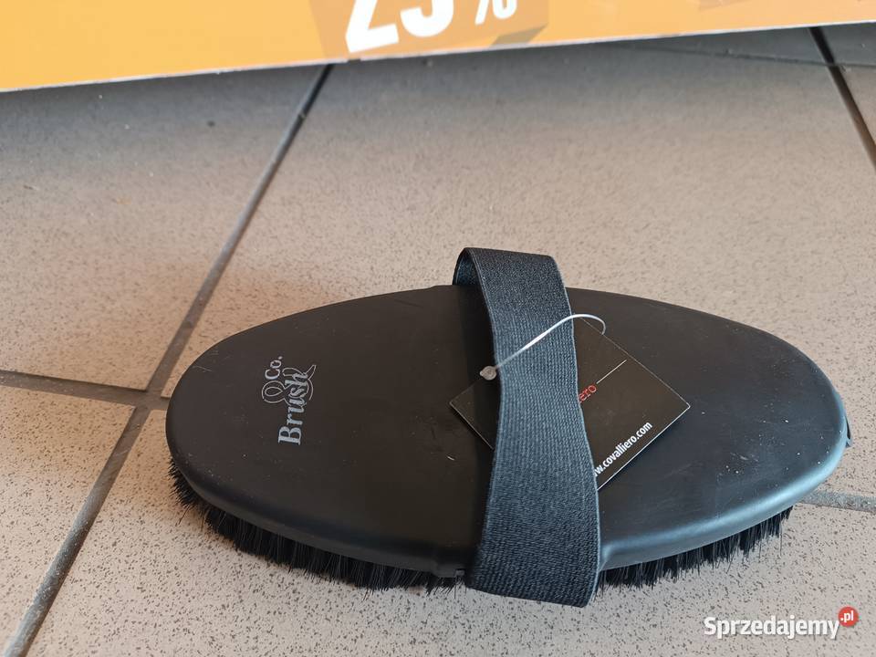 Szczotka konia BrushCo ze szlufką czarny 20 Wieluń sprzedam