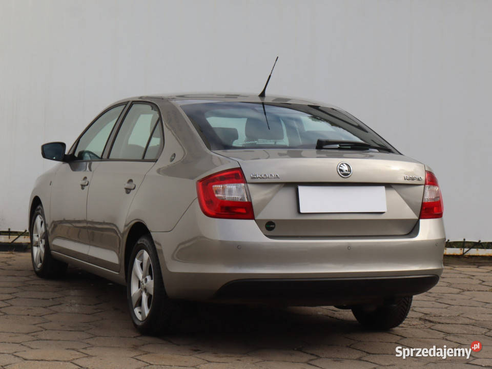 Skoda Rapid 12 TSI elektryczne szyby