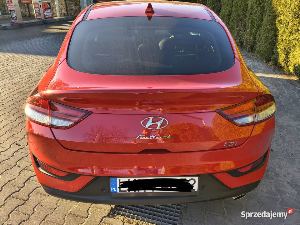 Hyundai i30 fastback nawigacja