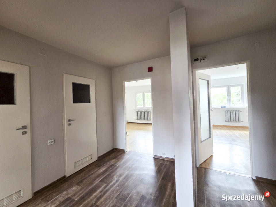 Rozkładowe 3 pokoje z osobną kuchnią Kraków Rok budowy 1987 małopolskie