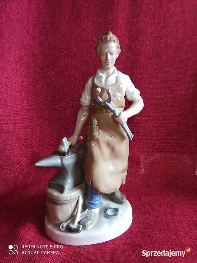 Figurka kowala Sygnatura Gapa Datowanie 193239 r Gdańsk