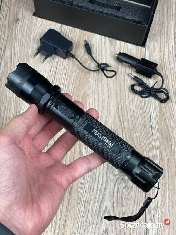 Latarka z Paralizatorem BL1102 Wymienny Łuków