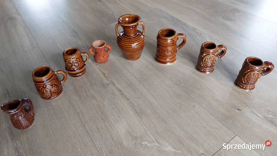 Zestaw 8sz Ceramiczne wazoniki małe kufle PRL Rokity