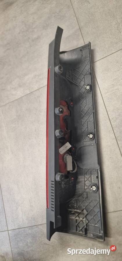 Lampa lewa tylnia OPEL VIVARO MASTER PRIMASTAR Lampy tylne Kończyce Małe