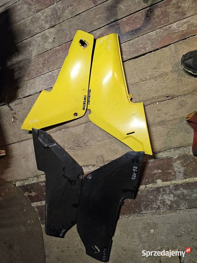 Suzuki RG 80 boczki boczek plastik plastiki Plastiki Jelenia Góra