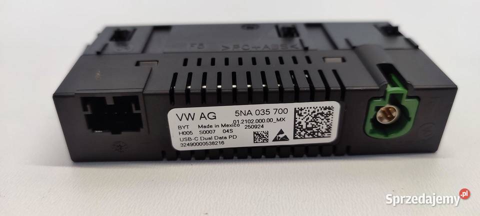 VW TIGUAN ALLSPACE PORT GNIAZDO USB 5NA035700 dolnośląskie