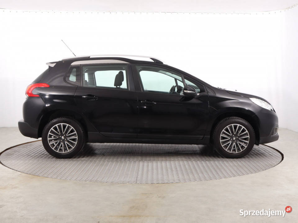 Peugeot 2008 12 PureTech 1199cm3