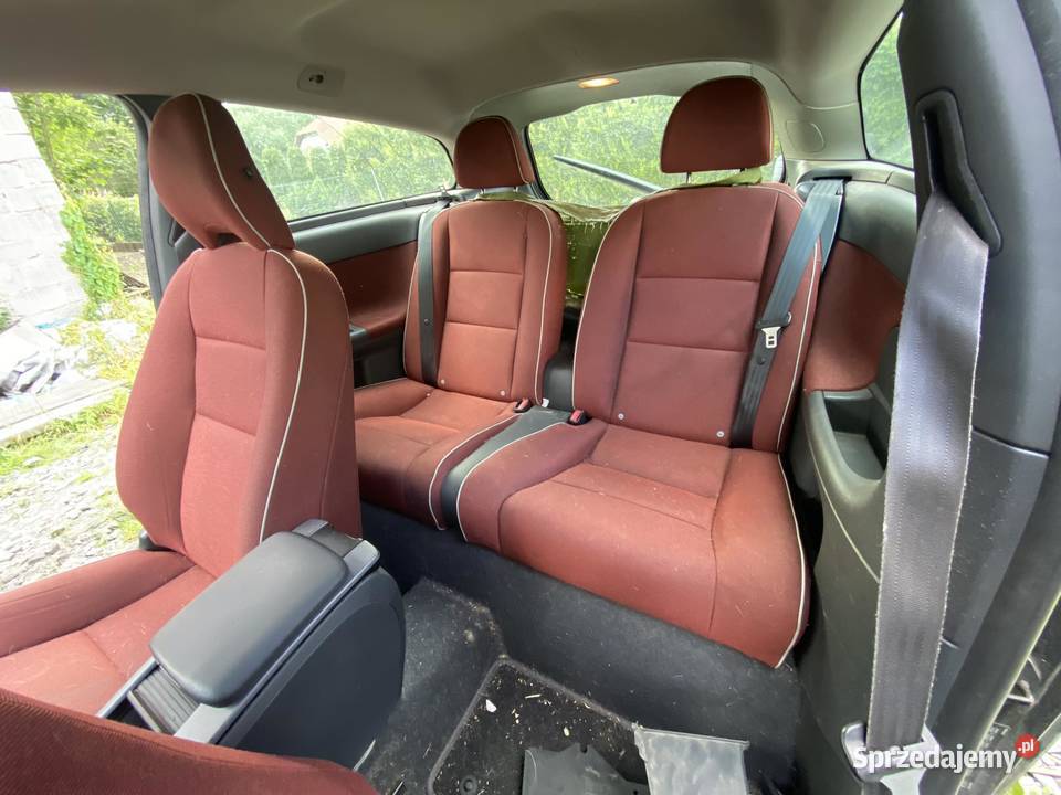 Wnętrze siedzenia Volvo c30 bordowe osobowe Jasienica