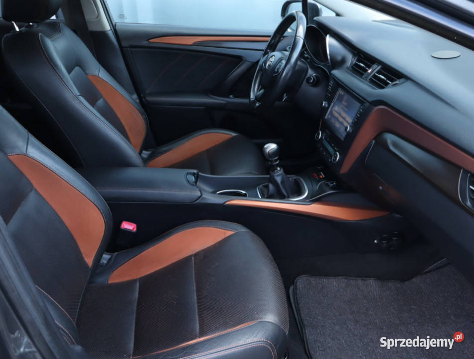 Toyota Avensis 20 D4D isofix Piaseczno