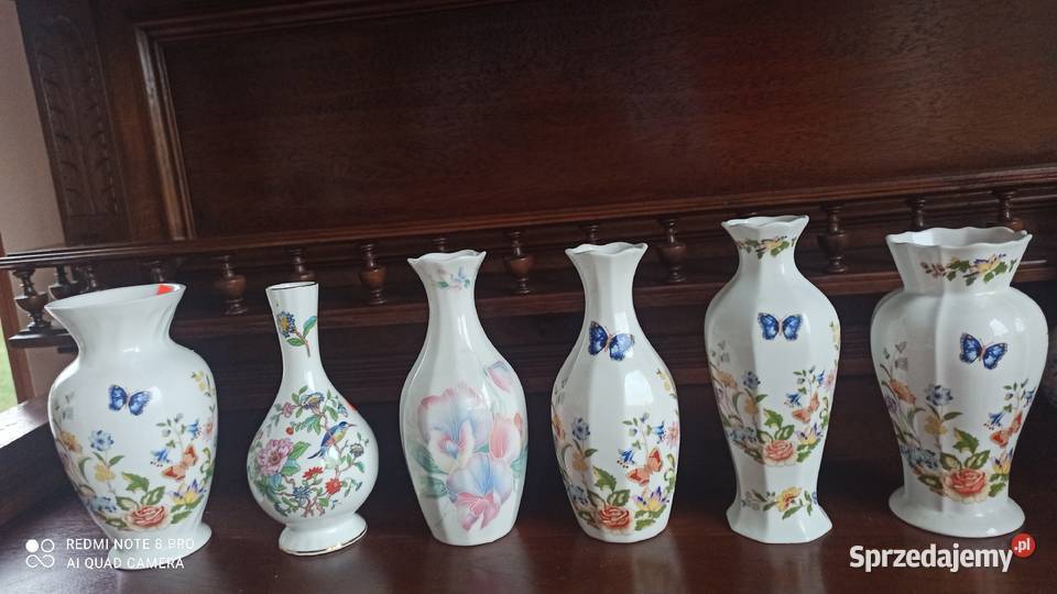 Wazon z motylkami Aynsley
Cottage Garden Made in Gdańsk