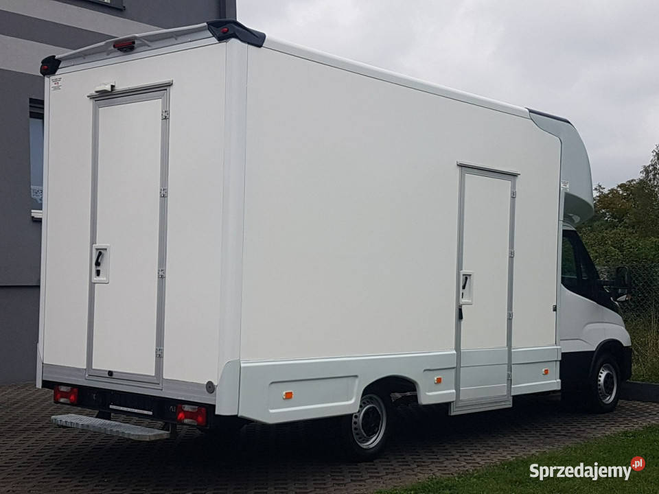 Iveco Daily KONTENER NISKOPODŁOGOWY 443x223x242 diesel śląskie Poręba sprzedam