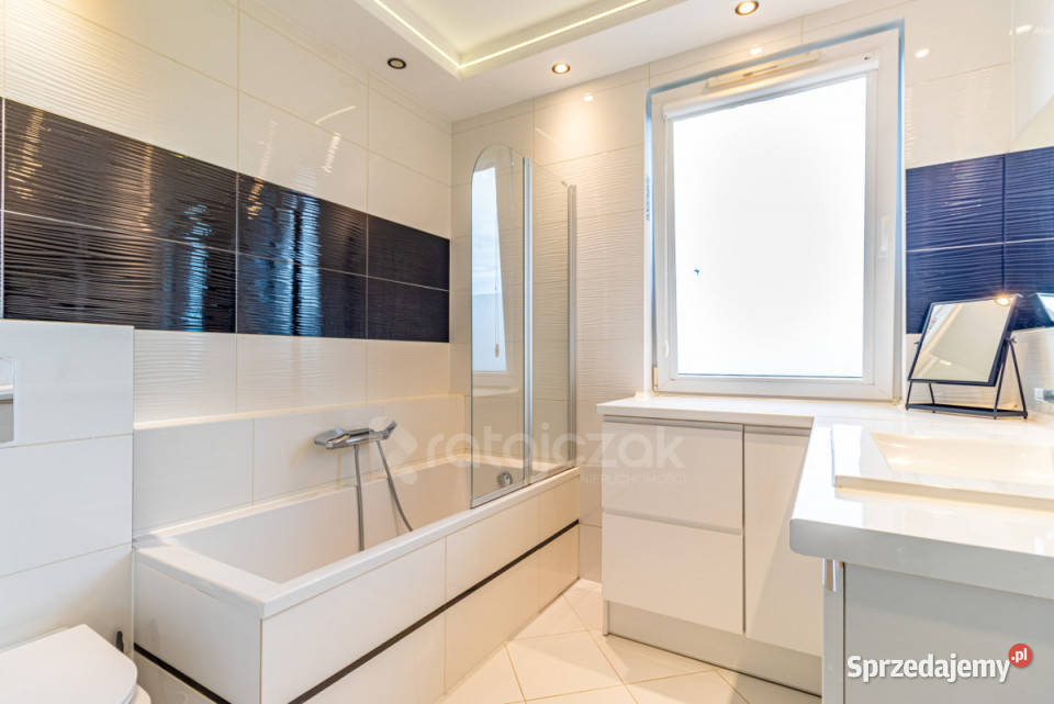 sprzedaży mieszkania 8146m2 4 pokojowe Kosakowo Sprzedaż