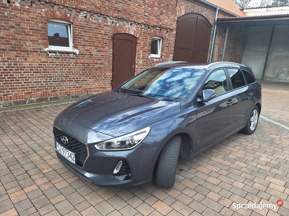 Sprzedam hyundai i30 14 tgdi 140 2017 15600km i30 sprzedam
