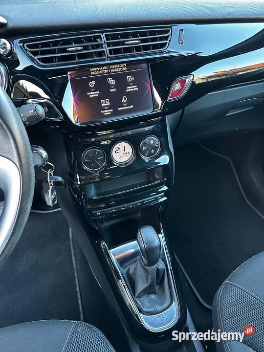 Citroen DS3 automat mały przebieg pełnym sprzedam