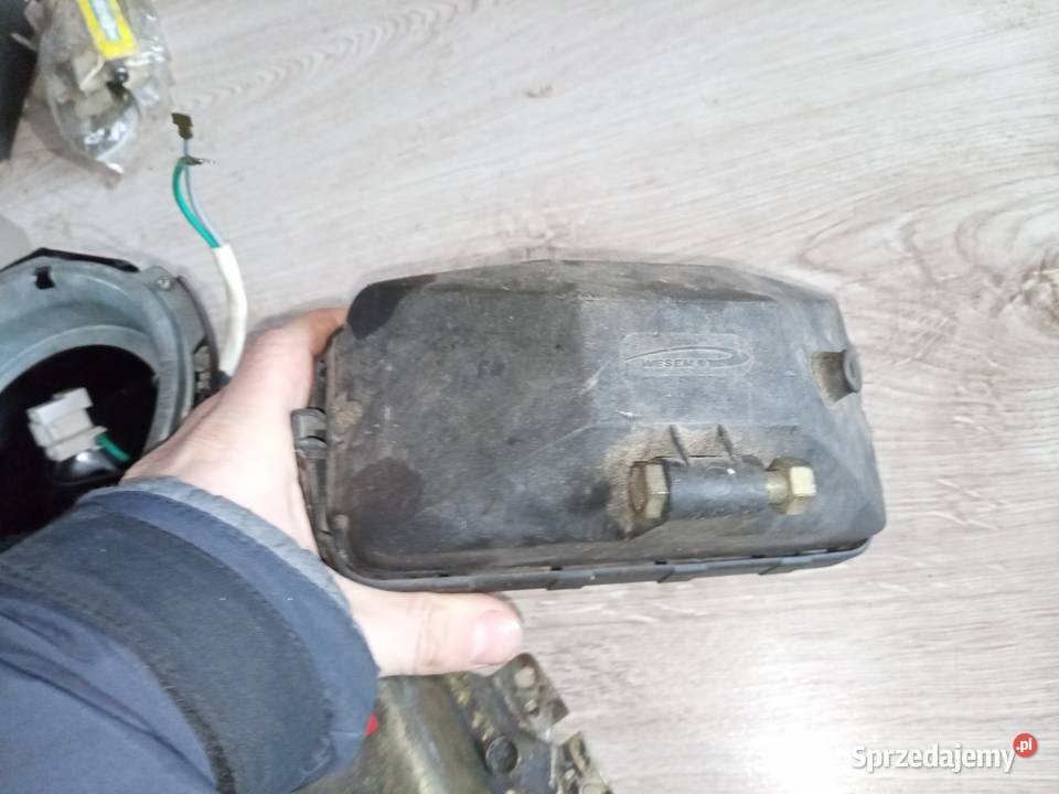 Fiat 126p 125p garnek regulator halogen osobowe Stalowa Wola