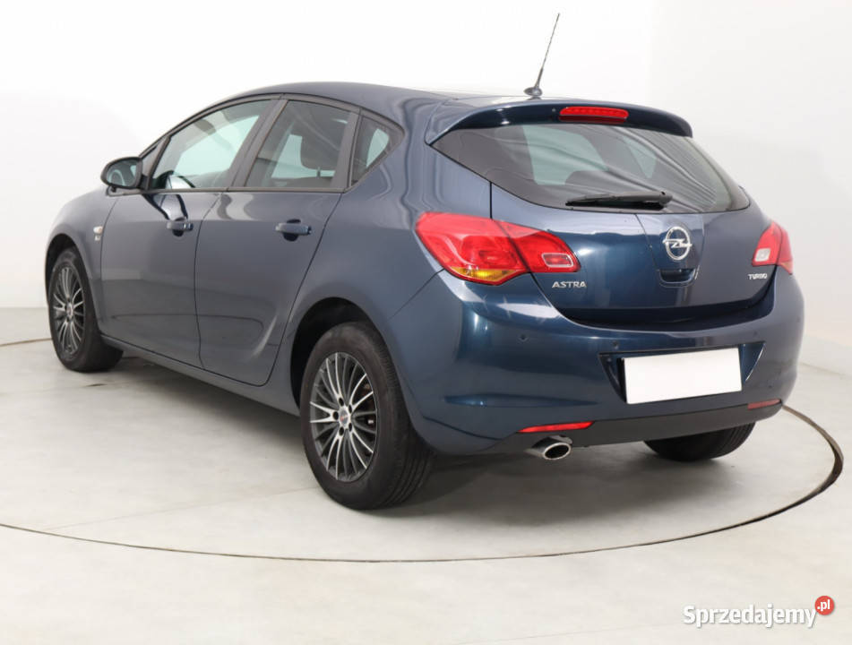 Opel Astra 14 T 4/5 Bielany Wrocławskie