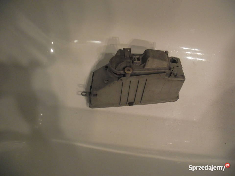 Seat Toledo Reflektor prawy dolnośląskie Wrocław sprzedam