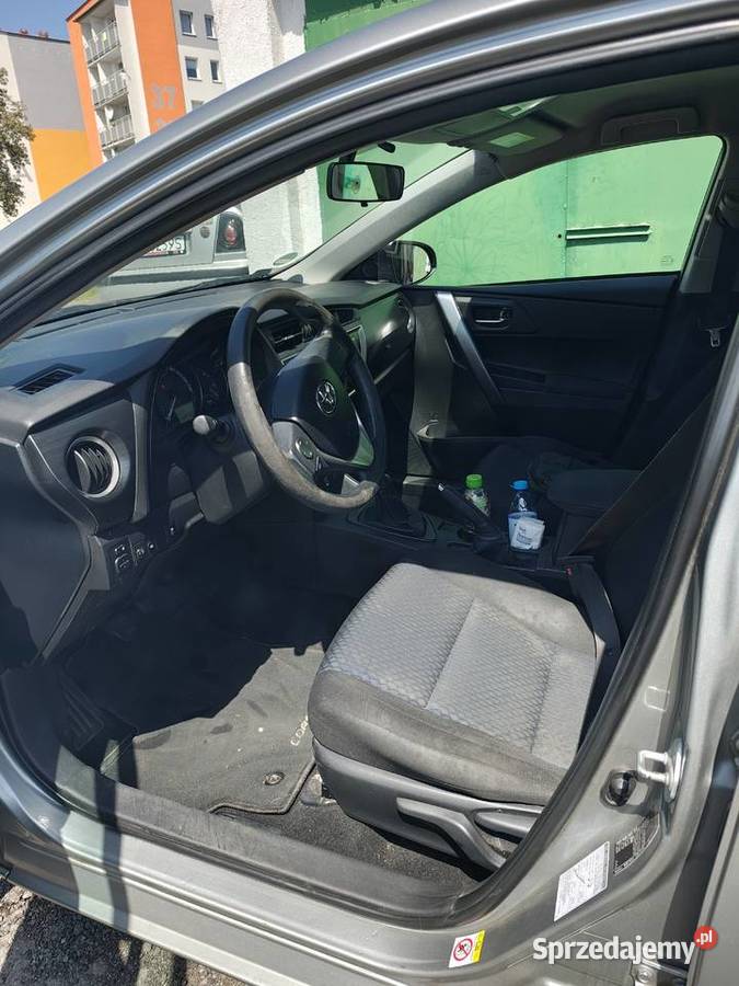 Toyota Auris II E18 Bytom